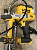 dewalt dcgg571 dk9md1g grease gun dcgg571